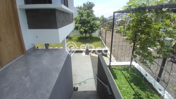 Rumah Mewah Dijual LT 331m2 di Cileunyi, Bandung Rumah Mewah Dijual LT 331m2 di Cileunyi, Bandung