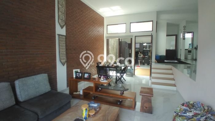 Rumah Mewah Dijual LT 331m2 di Cileunyi, Bandung Rumah Mewah Dijual LT 331m2 di Cileunyi, Bandung