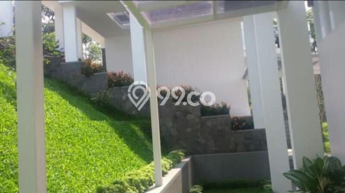 Jual Rumah Luas Megah Dengan View Cantik di Dago, Bandung Jual Rumah Luas Megah Dengan View Cantik di Dago, Bandung