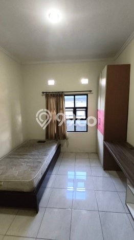 Dijual Kost di Kawasan Jatinangor, Sumedang, Spesifikasi 22 KT, 22 KM, 310m2 Dijual Kost di Kawasan Jatinangor, Sumedang, Spesifikasi 22 KT, 22 KM, 310m2