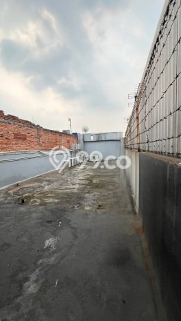 Ruko Dijual Lokasi Emas di Karawaci Luas 400m2 Ruko Dijual Lokasi Emas di Karawaci Luas 400m2
