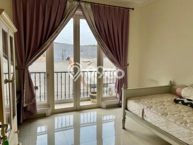 Dijual Rumah Elit Exclusive di Serpong, Tangerang Selatan Dijual Rumah Elit Exclusive di Serpong, Tangerang Selatan
