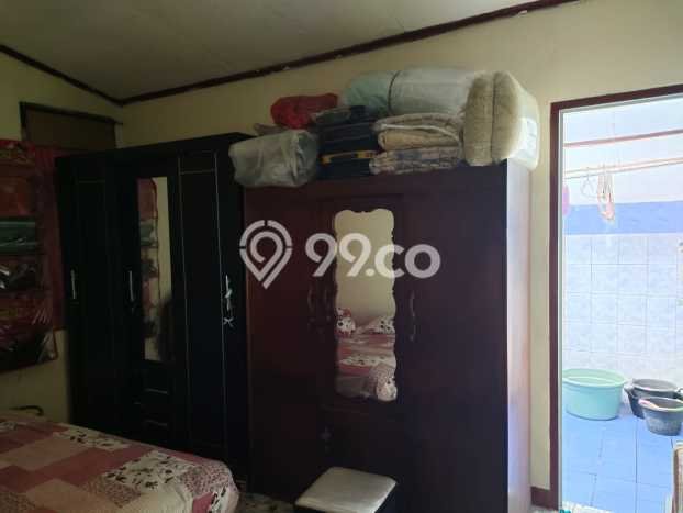 For Sale Rumah 2 Kamar Lokasi Ideal Bagus dan Strategis di Serpong For Sale Rumah 2 Kamar Lokasi Ideal Bagus dan Strategis di Serpong