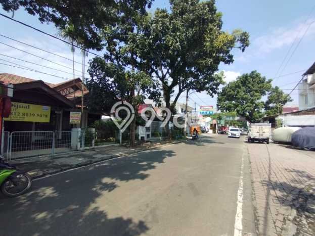 For Sale! Luxury House LT 250m2 Desain Elegan di BSD Griya Loka For Sale! Luxury House LT 250m2 Desain Elegan di BSD Griya Loka