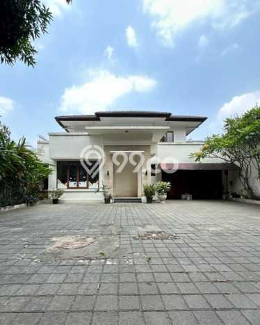 For Sale! Luxury House LT 1084m2 Desain Elegan di Cipete For Sale! Luxury House LT 1084m2 Desain Elegan di Cipete