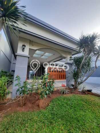 Ready to Use! Luxury House LT 497m2 Desain Modern di Cipete Ready to Use! Luxury House LT 497m2 Desain Modern di Cipete