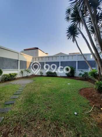 Ready to Use! Luxury House LT 497m2 Desain Modern di Cipete Ready to Use! Luxury House LT 497m2 Desain Modern di Cipete