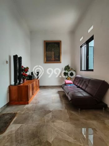 Rumah Luxury Modern Tanpa Renovasi di Bambu Apus Jakarta Timur Rumah Luxury Modern Tanpa Renovasi di Bambu Apus Jakarta Timur