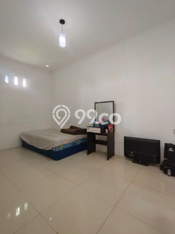 Rumah Luxury Modern Tanpa Renovasi di Bambu Apus Jakarta Timur Rumah Luxury Modern Tanpa Renovasi di Bambu Apus Jakarta Timur