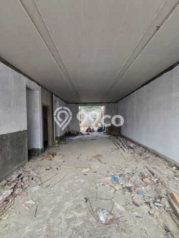 Siap Huni Hunian Elit 6 Kamar di Tebet Dekat ke Mana Pun Siap Huni Hunian Elit 6 Kamar di Tebet Dekat ke Mana Pun
