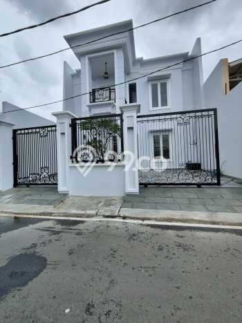 For Sale Rumah Elit Exclusive di Duren Sawit, Jakarta Timur For Sale Rumah Elit Exclusive di Duren Sawit, Jakarta Timur