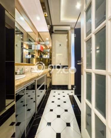Rumah Elit Modern Siap Huni di Pondok Indah Jakarta Selatan Rumah Elit Modern Siap Huni di Pondok Indah Jakarta Selatan
