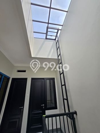 Siap Huni Hunian Elit 5 Kamar di Cempaka Putih Dekat ke Mana Saja Siap Huni Hunian Elit 5 Kamar di Cempaka Putih Dekat ke Mana Saja