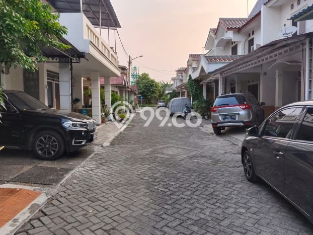 Hunian Cantik Modern Lb 106m2 di Kelapa Gading, Jakarta Utara Hunian Cantik Modern Lb 106m2 di Kelapa Gading, Jakarta Utara