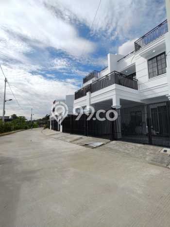 For Sale Hunian Rumah Terawat 4 KT di Pondok Kelapa, Jakarta Timur For Sale Hunian Rumah Terawat 4 KT di Pondok Kelapa, Jakarta Timur