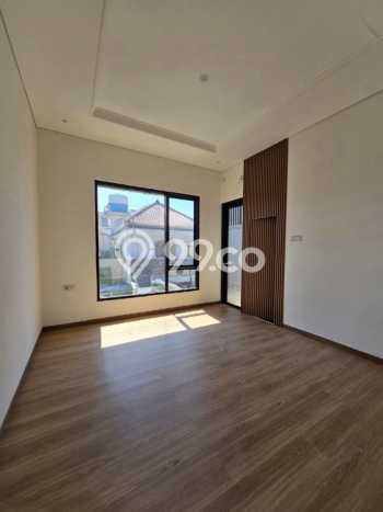 Rumah Luxury Modern Tanpa Renovasi di Rawamangun Jakarta Timur Rumah Luxury Modern Tanpa Renovasi di Rawamangun Jakarta Timur
