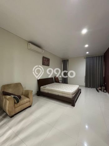 Siap Huni Hunian Elit 6 Kamar di Cempaka Putih Dekat ke Mana Saja Siap Huni Hunian Elit 6 Kamar di Cempaka Putih Dekat ke Mana Saja