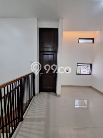 Rumah Luxury Modern Tanpa Renovasi di Kayu Putih Jakarta Timur Rumah Luxury Modern Tanpa Renovasi di Kayu Putih Jakarta Timur