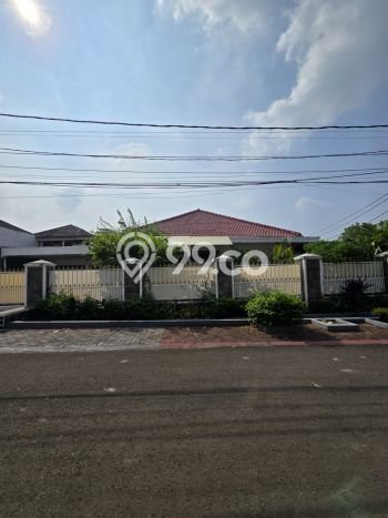 Dijual Rumah Mewah Megah Dengan View Cantik di Jatiwaringin, Jakarta Timur Dijual Rumah Mewah Megah Dengan View Cantik di Jatiwaringin, Jakarta Timur