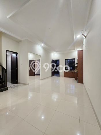 Dijual Rumah Elit Exclusive di Duren Sawit, Jakarta Timur Dijual Rumah Elit Exclusive di Duren Sawit, Jakarta Timur