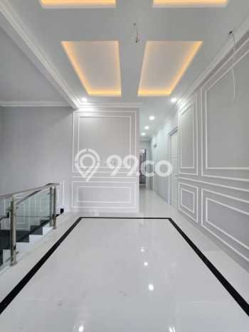 For Sale Rumah Elit Exclusive di Duren Sawit, Jakarta Timur For Sale Rumah Elit Exclusive di Duren Sawit, Jakarta Timur