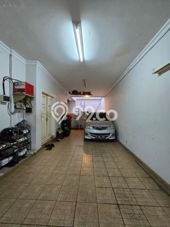 Rumah Luxury Modern Tanpa Renovasi di Cipinang Jakarta Timur Rumah Luxury Modern Tanpa Renovasi di Cipinang Jakarta Timur
