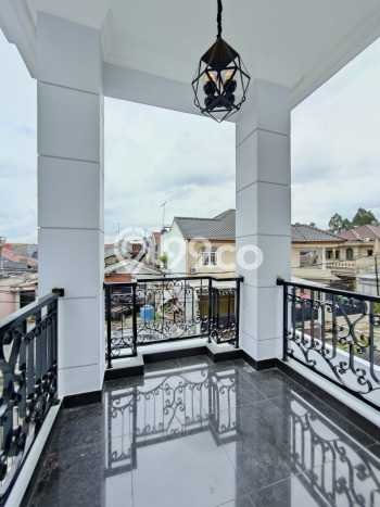 For Sale Rumah Elit Exclusive di Duren Sawit, Jakarta Timur For Sale Rumah Elit Exclusive di Duren Sawit, Jakarta Timur