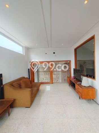 Rumah Luxury Best Area di Jakarta Timur, DKI Jakarta Rumah Luxury Best Area di Jakarta Timur, DKI Jakarta