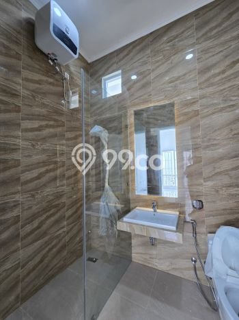 Ready to Use! Luxury House LT 96m2 Desain Modern di Kayu Putih Ready to Use! Luxury House LT 96m2 Desain Modern di Kayu Putih