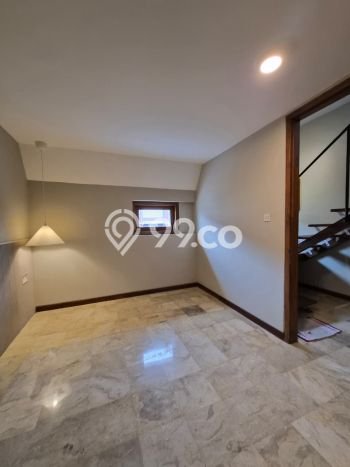 Rumah Elit Modern Siap Huni di Rawamangun Jakarta Timur Rumah Elit Modern Siap Huni di Rawamangun Jakarta Timur
