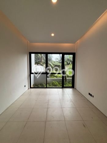 Dijual Hunian Rumah Terawat 3 KT di Caman, Bekasi Dijual Hunian Rumah Terawat 3 KT di Caman, Bekasi