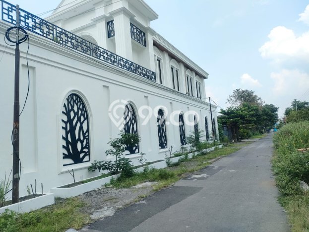 Tanah Kosong Dijual di Solo dengan Area 227m2 Tanah Kosong Dijual di Solo dengan Area 227m2