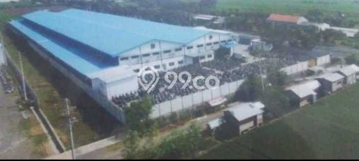 Area Ramai! Pabrik Dijual di Pemalang untuk Bisnis Luas Bangunan 10000m2 Area Ramai! Pabrik Dijual di Pemalang untuk Bisnis Luas Bangunan 10000m2