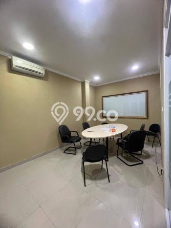 Ruko Komersial Disewakan di Cinere Depok Luas 199m2 Ruko Komersial Disewakan di Cinere Depok Luas 199m2