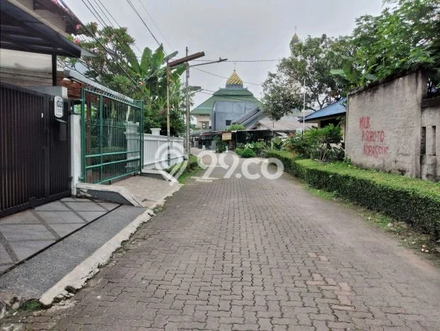 Disewakan Komersial di Pusat Kota Jakarta Selatan Ramai Strategis Disewakan Komersial di Pusat Kota Jakarta Selatan Ramai Strategis
