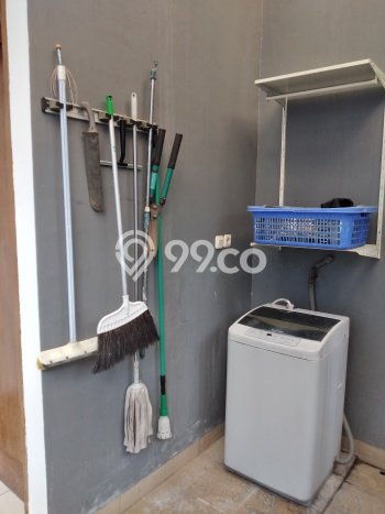 Disewakan! Rumah 3 Kamar Tidur &
2 Kamar Mandi di Sektor 3A - Bintaro, Tangerang Selatan Disewakan! Rumah 3 Kamar Tidur &
2 Kamar Mandi di Sektor 3A - Bintaro, Tangerang Selatan