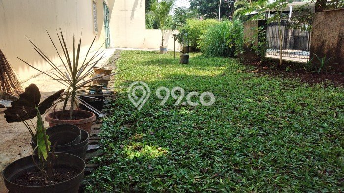 Lokasi terbaik! Rumah siap pakai disewakan di Ciputat Timur LB 240m2 Lokasi terbaik! Rumah siap pakai disewakan di Ciputat Timur LB 240m2