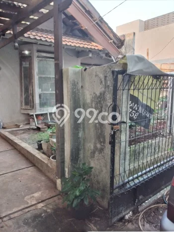 Dijual Hunian Rumah Terawat 2 Kamar di Sektor 3A - Bintaro, Tangerang Selatan Dijual Hunian Rumah Terawat 2 Kamar di Sektor 3A - Bintaro, Tangerang Selatan
