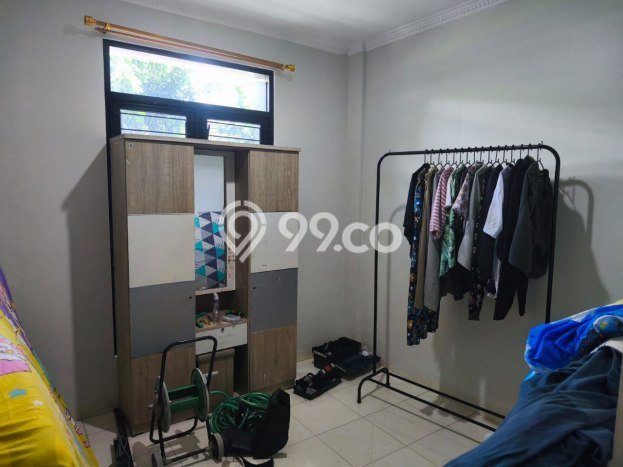 Rumah Luas Asri 2 KT Siap Pakai di Cihanjuang Bandung Rumah Luas Asri 2 KT Siap Pakai di Cihanjuang Bandung