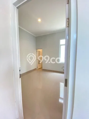Rumah Luas Asri 3 KT Siap Huni di Buah Batu Bandung Rumah Luas Asri 3 KT Siap Huni di Buah Batu Bandung