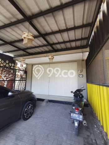 Dijual Ruko Area Komersial Kawasan Mekar Wangi, Luas 200m², Jalan Raya Dijual Ruko Area Komersial Kawasan Mekar Wangi, Luas 200m², Jalan Raya