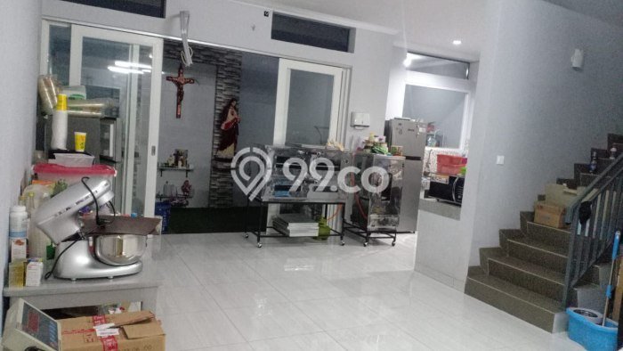 Rumah Nyaman bagi Keluarga di Batununggal - LT 182m2m² Rumah Nyaman bagi Keluarga di Batununggal - LT 182m2m²