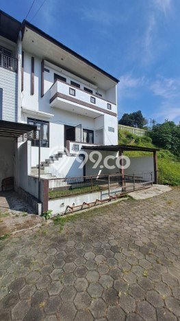 Rumah Minimalis 3 Kamar LT 105m2 di Sariwangi Rumah Minimalis 3 Kamar LT 105m2 di Sariwangi