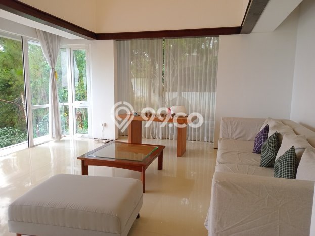Hunian Mewah LB 500m2 Siap Pakai Desain Elegan di Cibeunying, Bandung Hunian Mewah LB 500m2 Siap Pakai Desain Elegan di Cibeunying, Bandung
