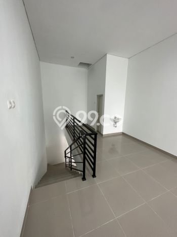Ruko Premium Kawasan Cimahi Utara, Luas 110m², Jalan Utama, Tingkat Keramaian Tinggi Ruko Premium Kawasan Cimahi Utara, Luas 110m², Jalan Utama, Tingkat Keramaian Tinggi