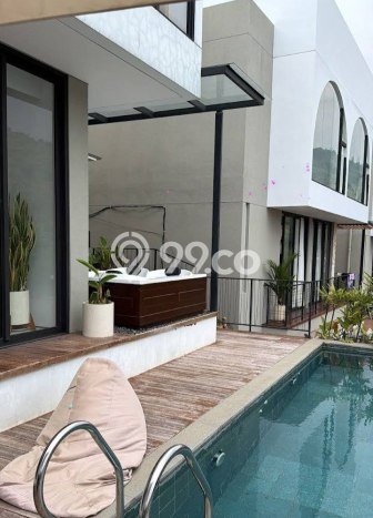 Vila Kawasan , Dimensi 315m2m², Akses ke beragam keperluan Vila Kawasan , Dimensi 315m2m², Akses ke beragam keperluan