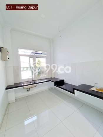 Rumah di Kiaracondong, Bandung, Luas 129m2m² LB 200m2m² Rumah di Kiaracondong, Bandung, Luas 129m2m² LB 200m2m²
