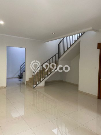 Rumah Strategis 3 KT LT 111m2m² di Batununggal, Bandung Rumah Strategis 3 KT LT 111m2m² di Batununggal, Bandung