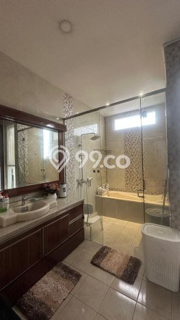 Rumah Elit LB 450m2 Siap Pakai Desain Elegan di Ciwaruga, Bandung Rumah Elit LB 450m2 Siap Pakai Desain Elegan di Ciwaruga, Bandung