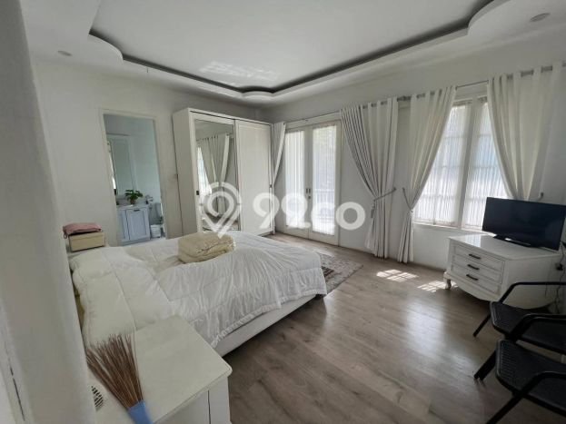Dijual Rumah Mewah Elegan Dengan View Eksklusif di Pondok Hijau, Bandung Dijual Rumah Mewah Elegan Dengan View Eksklusif di Pondok Hijau, Bandung